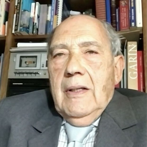 Carlos San Juan reclama una "burbuja analógica" para los mayores en los bancos de toda Europa