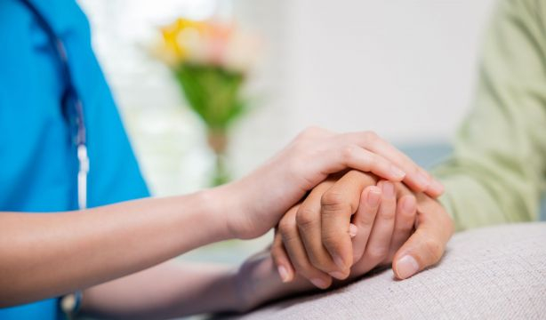 MAPFRE y Mensajeros de la Paz se unen para mejorar la atención a los mayores