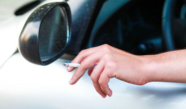 10 infracciones que puedes cometer sin darte cuenta y por las que te puede multar la DGT