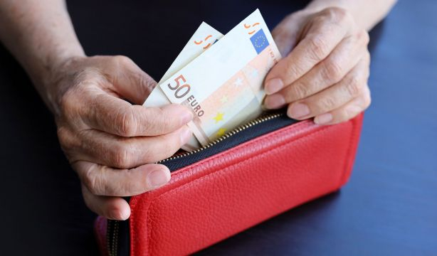 Casi el 40% de los pensionistas valencianos están por debajo del umbral de pobreza. Foto: Bigstock