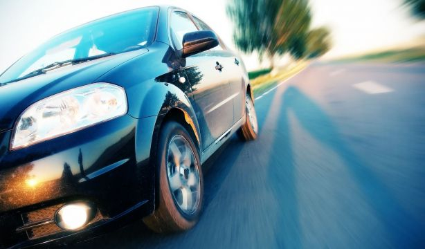 Sube la intención de comprar un coche híbrido, la opción preferida por los españoles