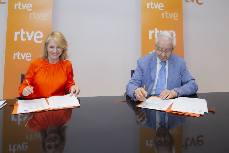 La PMP y RTVE firman un acuerdo para contribuir a una imagen activa y positiva de los mayores La PMP y RTVE firman un acuerdo para contribuir a una imagen activa y positiva de los mayores