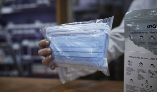 Portugal elimina las mascarillas en centros médicos y residencias: ¿seguirá España sus pasos?  Foto: Europa Press