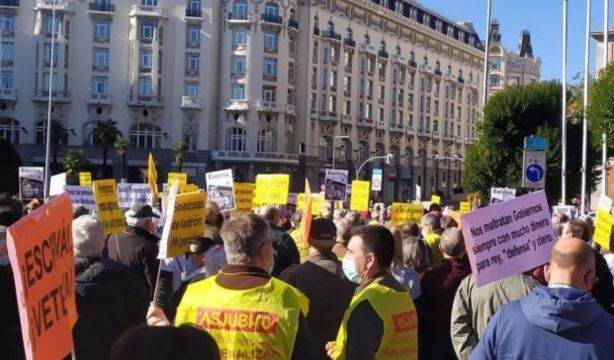 ASJUBI40, a Sánchez: "800.000 jubilados podemos quitar y poner a un gobierno"