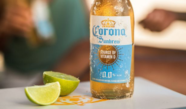 La cerveza Corona lanza en España su versión sin alcohol