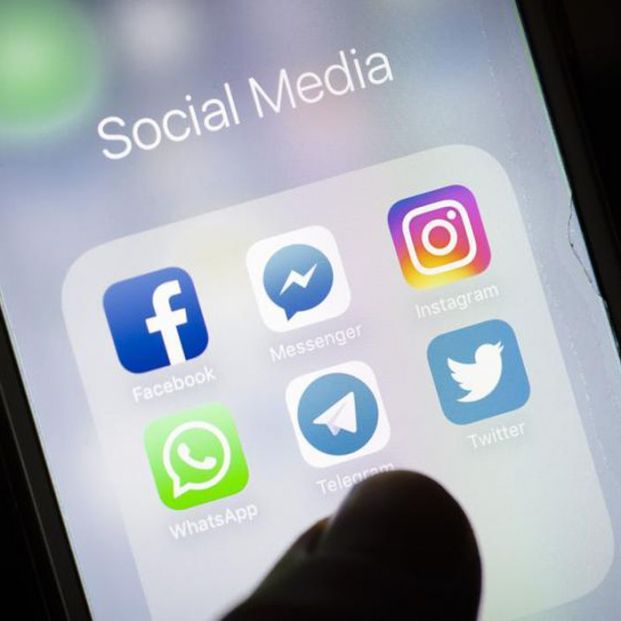 Whatsapp, Facebook e Instagram Whatsapp, Facebook e Instagram