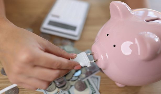 Luz verde de Bruselas a la 'excepción ibérica' con ajuste de precios: ¿cómo afectará a tu factura?