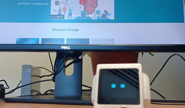 Robotizar la IA desrobotizará a las personas