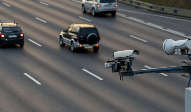 La DGT avisa: la nueva velocidad a la que multan los radares