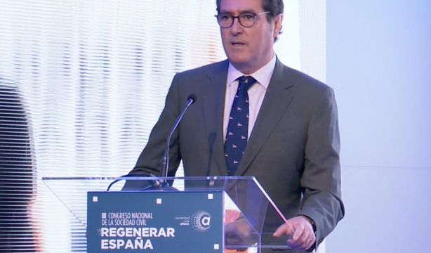 Garamendi: "Los empresarios no nos hemos levantado de la mesa de diálogo, seguimos negociando"