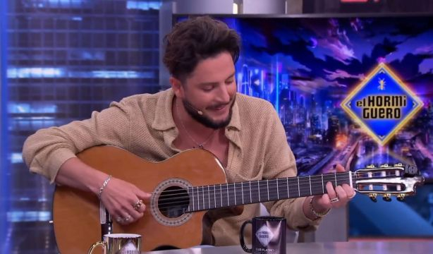 Manuel Carrasco emociona al revelar cómo se siente cada vez que sale al escenario: "Eso no cambia". Foto: Twitter