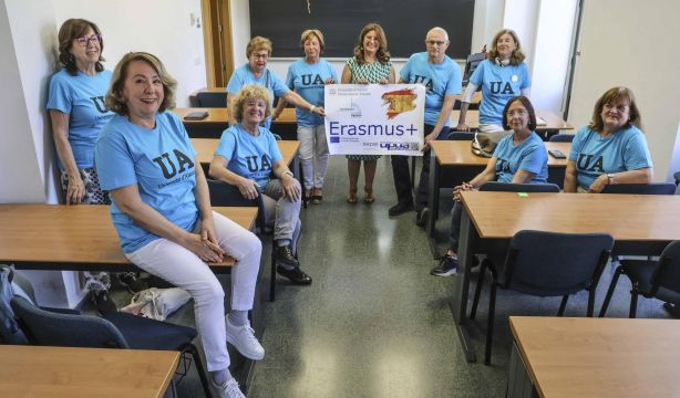 Diez universitarias sénior de Alicante viajarán de Erasmus a Islandia y Polonia