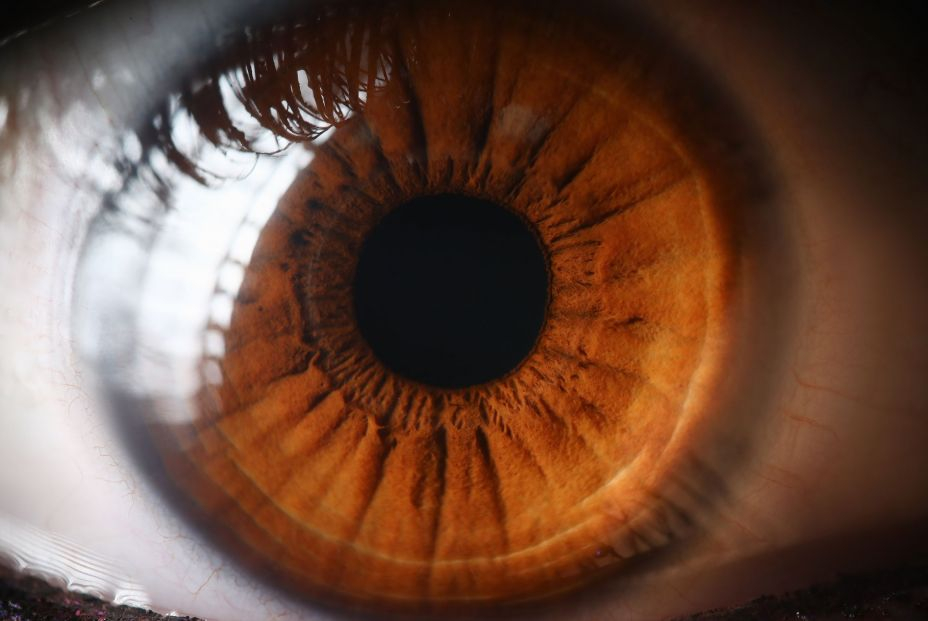 Un fármaco que se activa con luz podría eliminar el ojo seco sin gotas ni cirugía