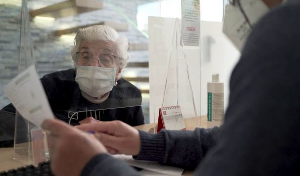 Hacia una digitalización inclusiva e intergeneracional del sector financiero