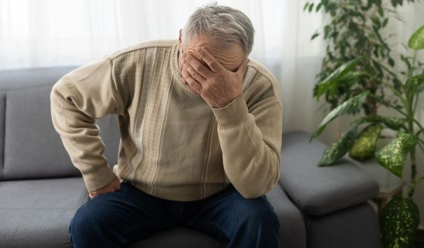 Detecta a tiempo un ictus: los cinco síntomas que deben ponerte en alerta