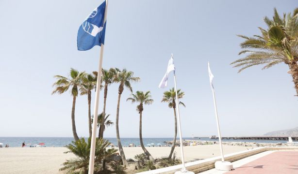 Las comunidades autónomas donde lucirán más 'Banderas Azules' en sus playas este verano