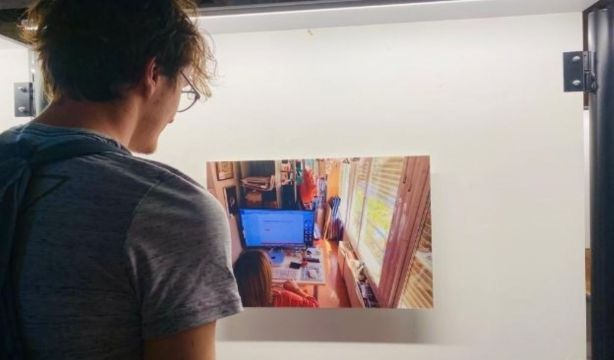 'Y tu casa, ¿cómo es?': una exposición entra en los hogares españoles durante el confinamiento