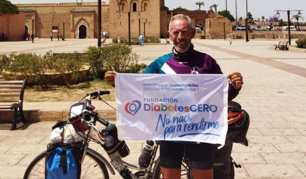 Francisco, el jubilado que viaja a Dakar en bici por la diabetes de su nieto: "Pido solidaridad"