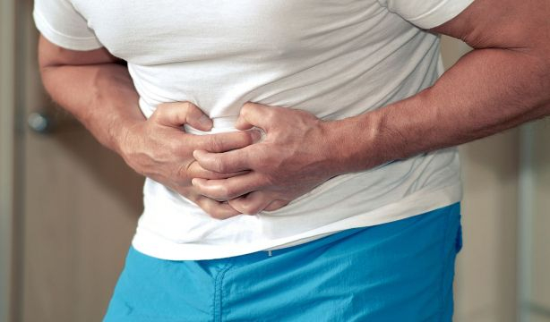 Este alimento que siempre desechamos ayuda contra la acidez de estómago