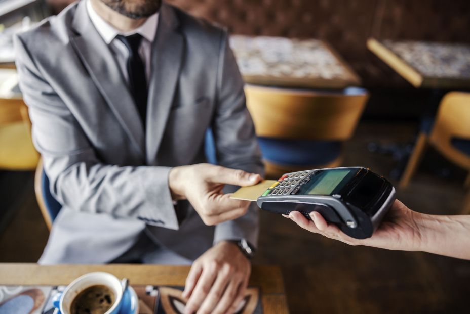 Así puedes reclamar un cobro duplicado en tu tarjeta de crédito Así puedes reclamar un cobro duplicado en tu tarjeta de crédito