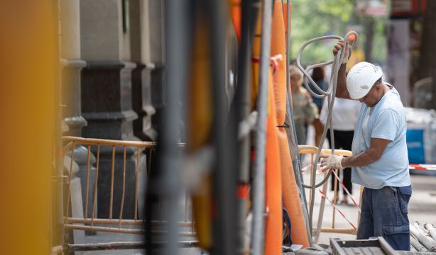 El Gobierno aprueba medidas contra la sequía y prohíbe trabajar al aire libre con calor extremo