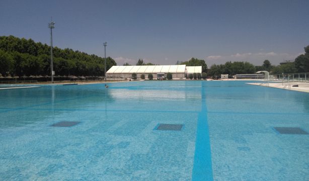 Las piscinas de Madrid abren ya este sábado con una nueva app para comprar las entradas
