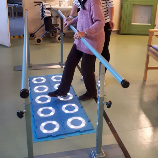 Moto Tiles, el juego de baldosas interactivas con “efectos asombrosos” en rehabilitación de mayores Moto Tiles, el juego de baldosas interactivas con “efectos asombrosos” en rehabilitación de mayores