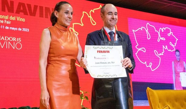 Juan Manuel del Rey, propietario del Corral de la Morería, nombrado Embajador del Vino de España