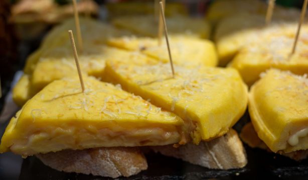 El pincho de tortilla no es tan saludable como parece, sobre todo si estás a dieta