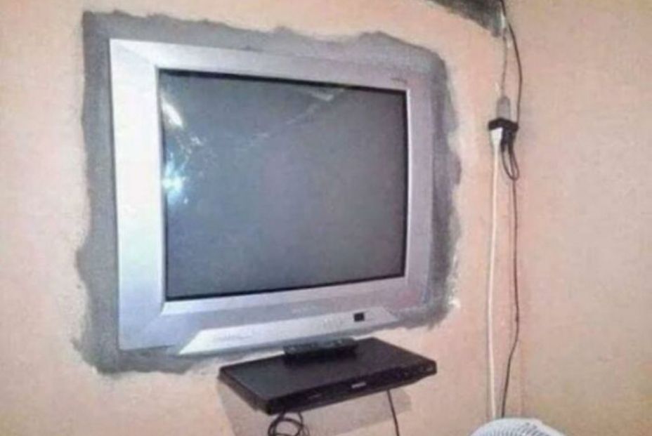 Televisión empotrada Televisión empotrada