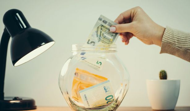 ¿Cuál es la diferencia entre los depósitos y las cuentas ahorro?