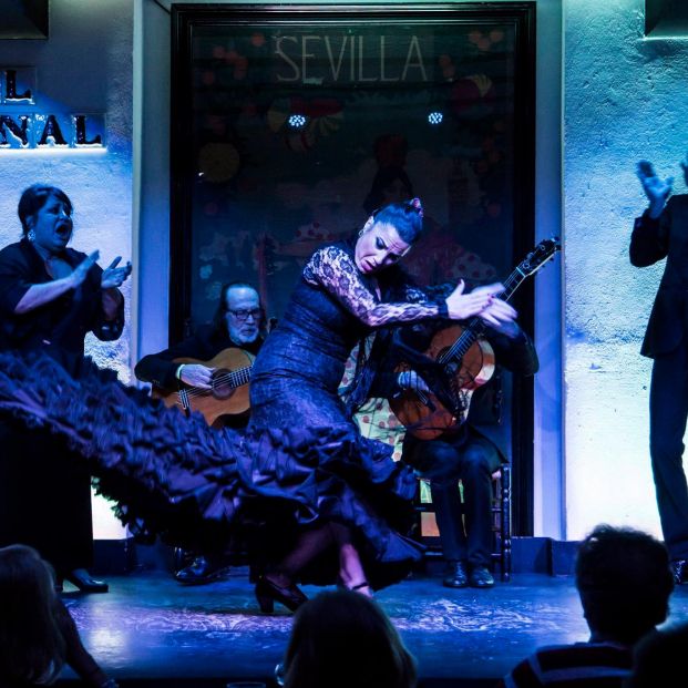 Espectáculo en Tablao El Arenal (Tablao El Arenal) Espectáculo en Tablao El Arenal (Tablao El Arenal)