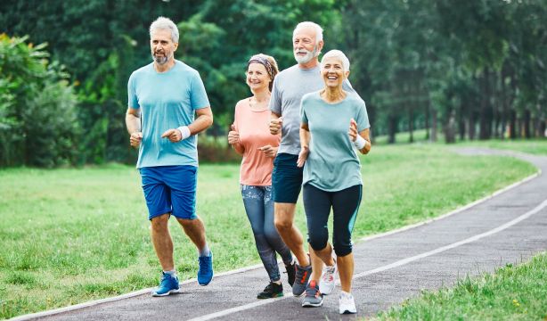 Con solo este tiempo de ejercicio diario se reduce un 10% el colesterol