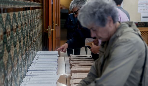 Un informe revela que la calidad democrática en España se estanca y la corrupción es el mayor lastre