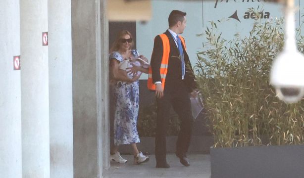 Ana Obregón y su nieta Ana Sandra ya están en España. Foto: Europa Press