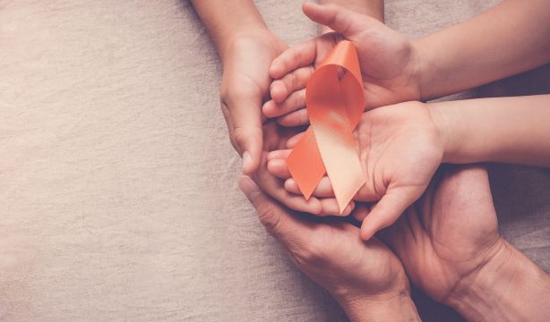 Las terapias con luz podrían combatir el cáncer en 15 años, según un experto