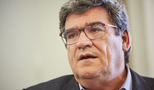 Escrivá cree que la reforma de pensiones "sobrevivirá" aunque el PP gobierne tras el 23J