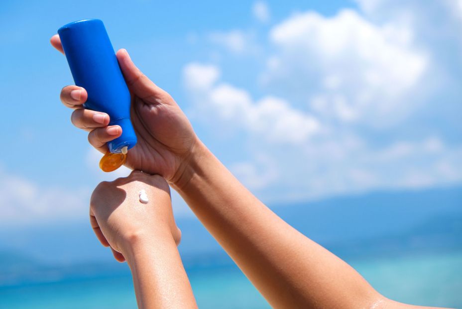 bigstock A Woman Is Applying Sunscreen473217319 bigstock A Woman Is Applying Sunscreen473217319