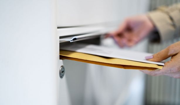 La carta de la Seguridad Social sobre tus cotizaciones que recibirás en junio. Foto: Bigstock