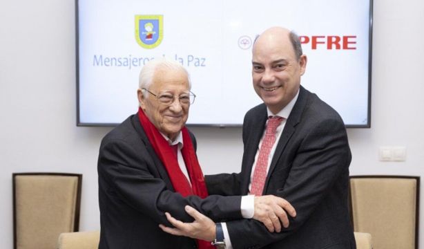 MAPFRE y Mensajeros de la Paz se unen para mejorar la atención a los mayores