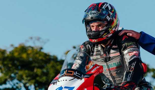 Tragedia en el motociclismo: muere el piloto español Raül Torras en un accidente