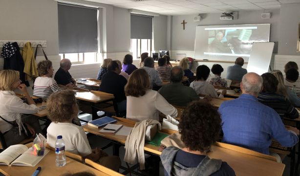 Senioribus, la universidad para los mayores que "están sedientos de aprendizaje"