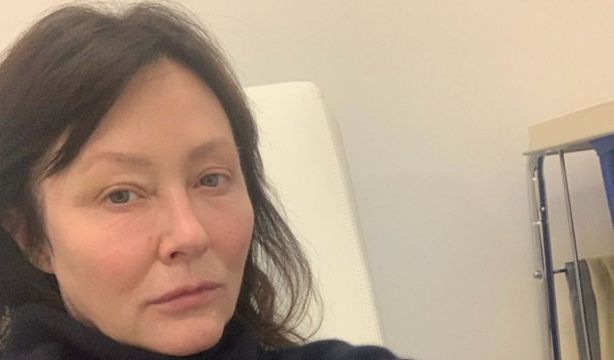 La actriz de 'Sensación de vivir', Shannen Doherty, anuncia que tiene metástasis en el cerebro