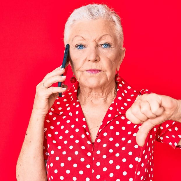 Trampas de la nueva ley contra las llamadas 'spam': "Dudamos que proteja a los sénior"