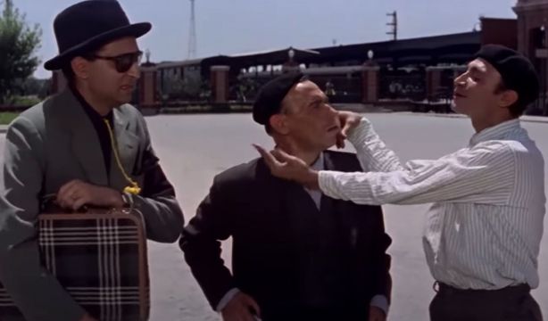 ¡Cuidado! Vuelve el timo de la estampita: la Guardia Civil te dice cómo evitar caer en la estafa