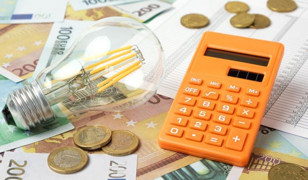 Balance de un año del tope del gas: ha logrado rebajar el precio de la luz un 15%