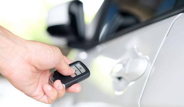 El truco oculto de algunos coches que muy pocas personas conocen