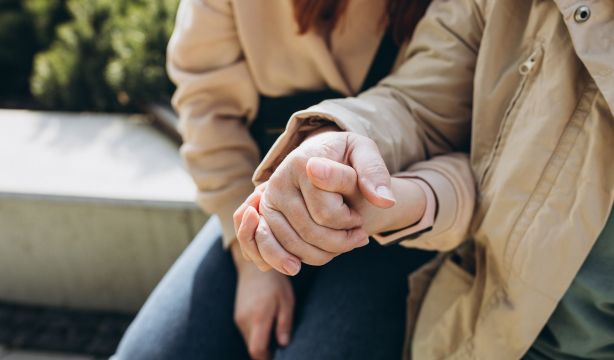 UDP lanza la campaña 'DeletEdadismo, la edad es solo un número' para el diálogo entre generaciones. Foto: Bigstock