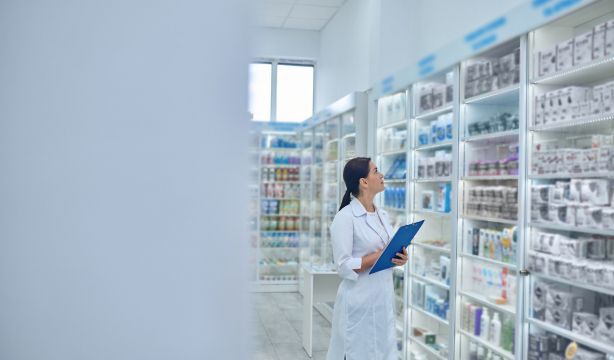 La falta de medicamentos aumenta un 30% en 2023, y algunos son insustituibles
