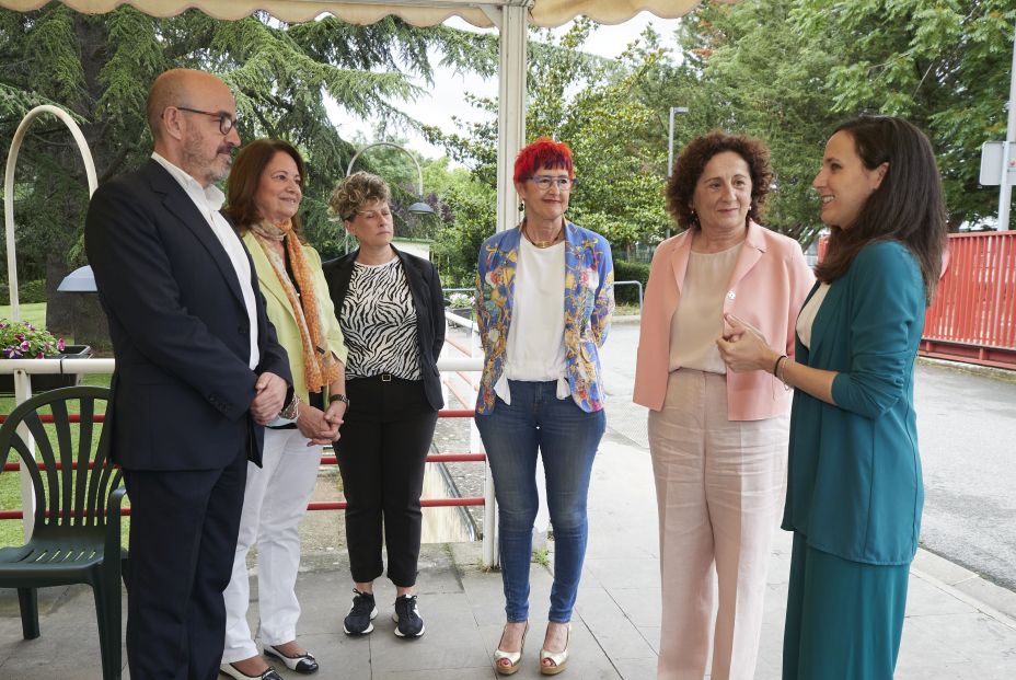 El proyecto piloto 'Vivir mejor en casa' es ya una realidad en dos residencias de Navarra El proyecto piloto 'Vivir mejor en casa' es ya una realidad en dos residencias de Navarra